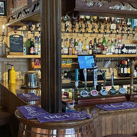 Crown Hotel سوق داونهام المظهر الخارجي الصورة