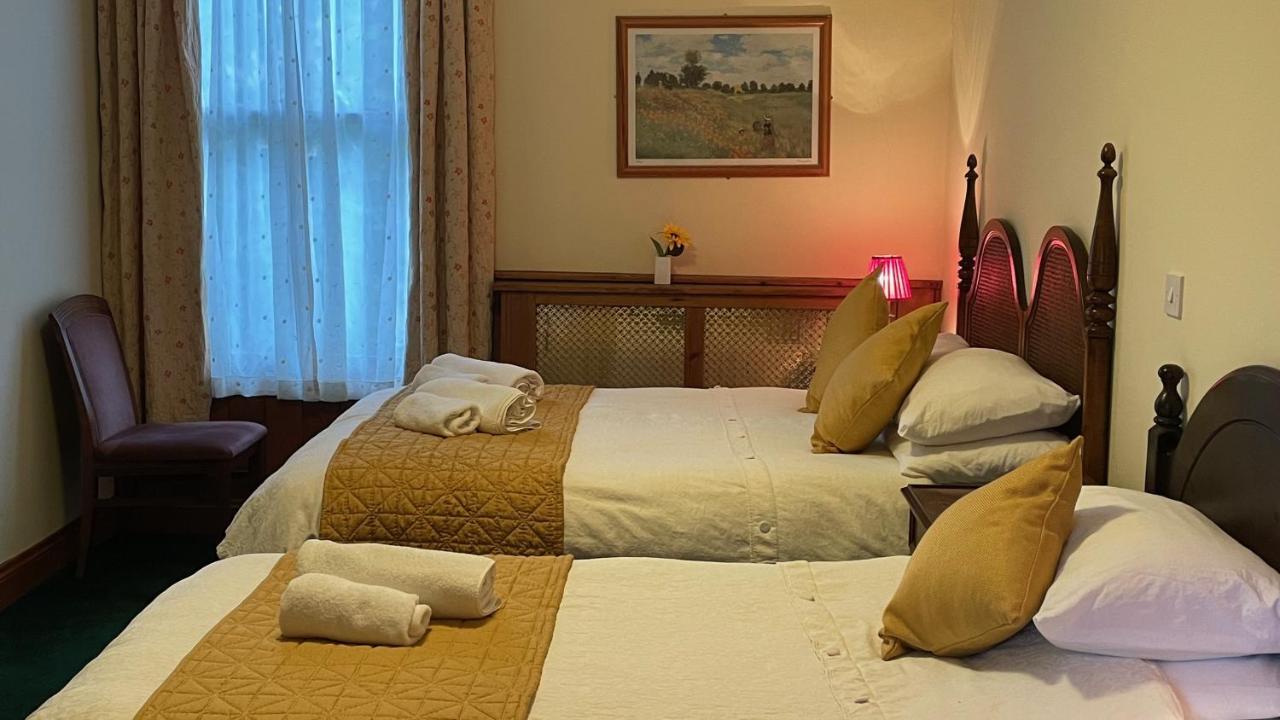 Crown Hotel سوق داونهام المظهر الخارجي الصورة